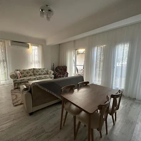 Апартаменты Cem House